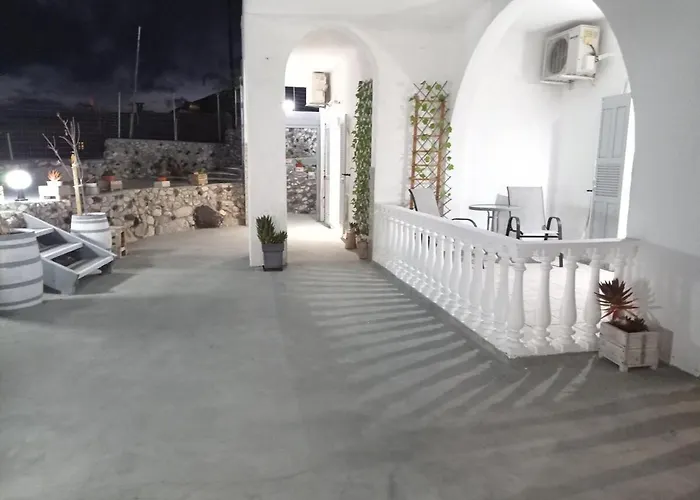 Santorini Sigala 1 بيريسا