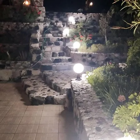 Santorini Sigala 1 شقة بيريسا